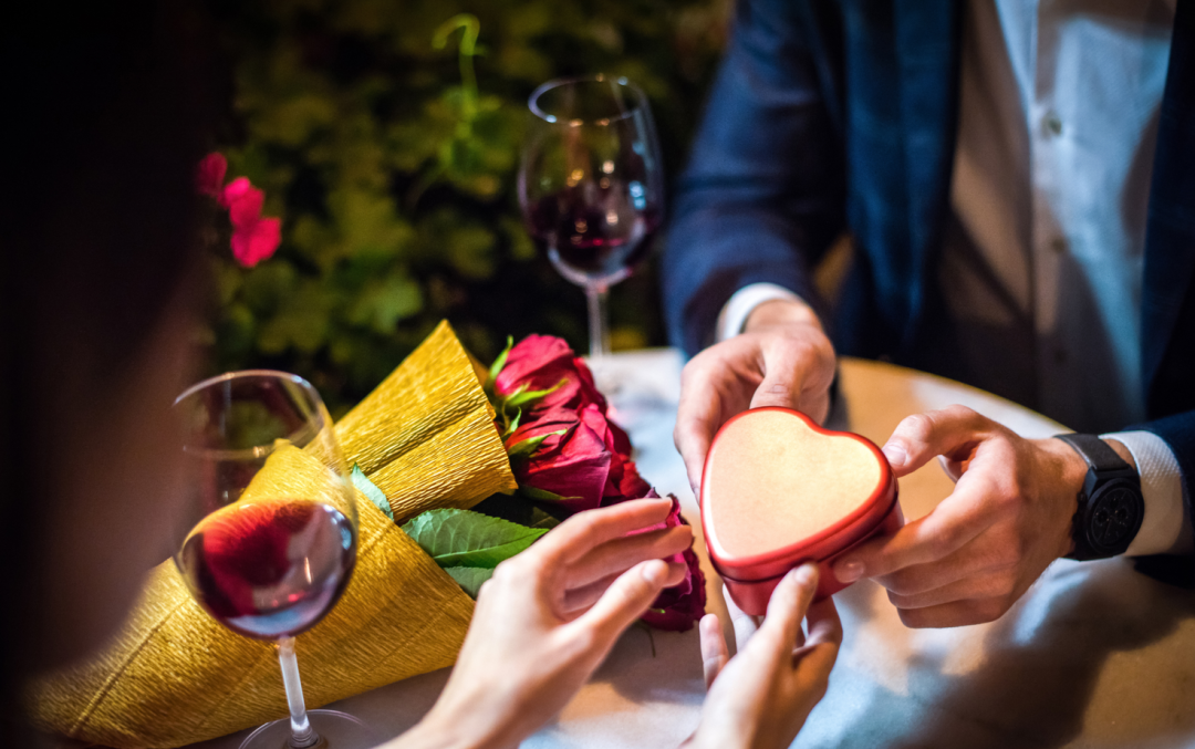 【企叮咚科技平臺營銷策略】還在為門店業績發愁嗎？——雙線跨域十八般兵器之贈品刀帶你業績一路飆升！